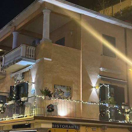 Apartamento Sissi House Salerno Exterior foto