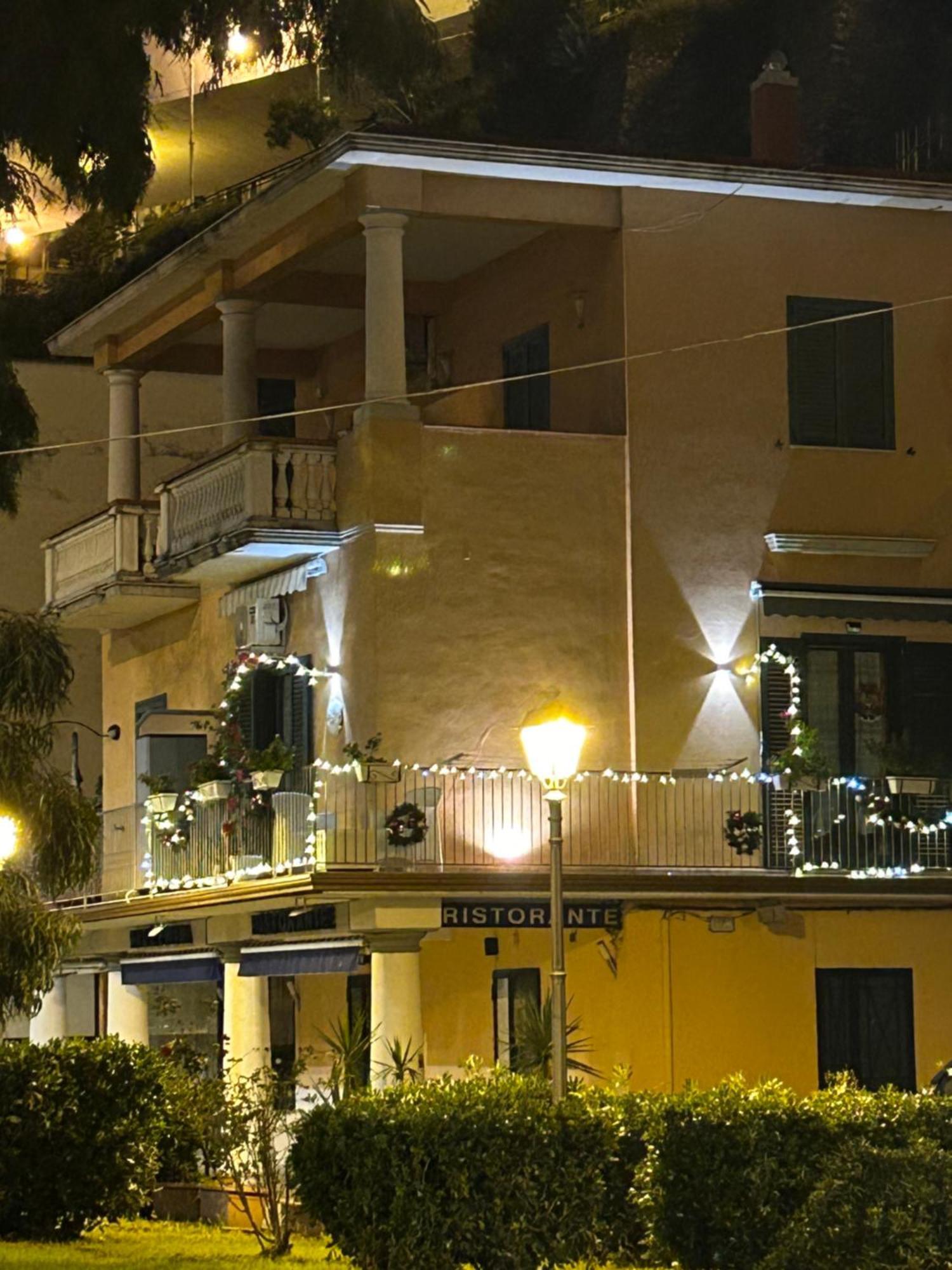 Apartamento Sissi House Salerno Exterior foto