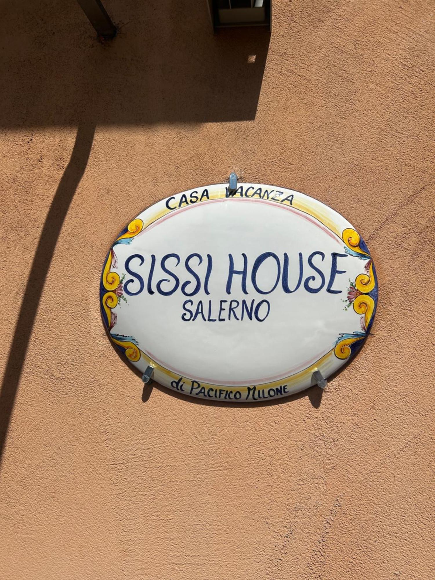 Apartamento Sissi House Salerno Exterior foto